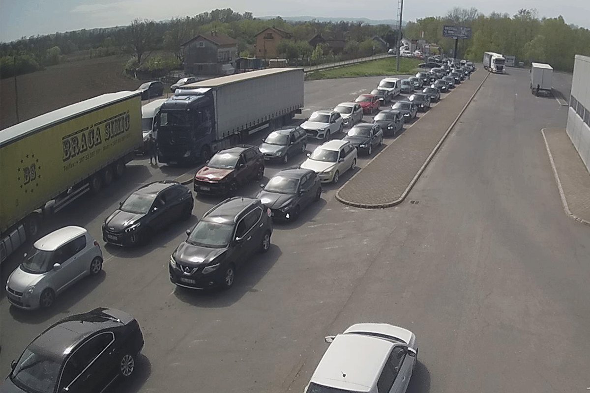 Novi sistem ulaska u EU: Kilometarske kolone na graničnim prelazima