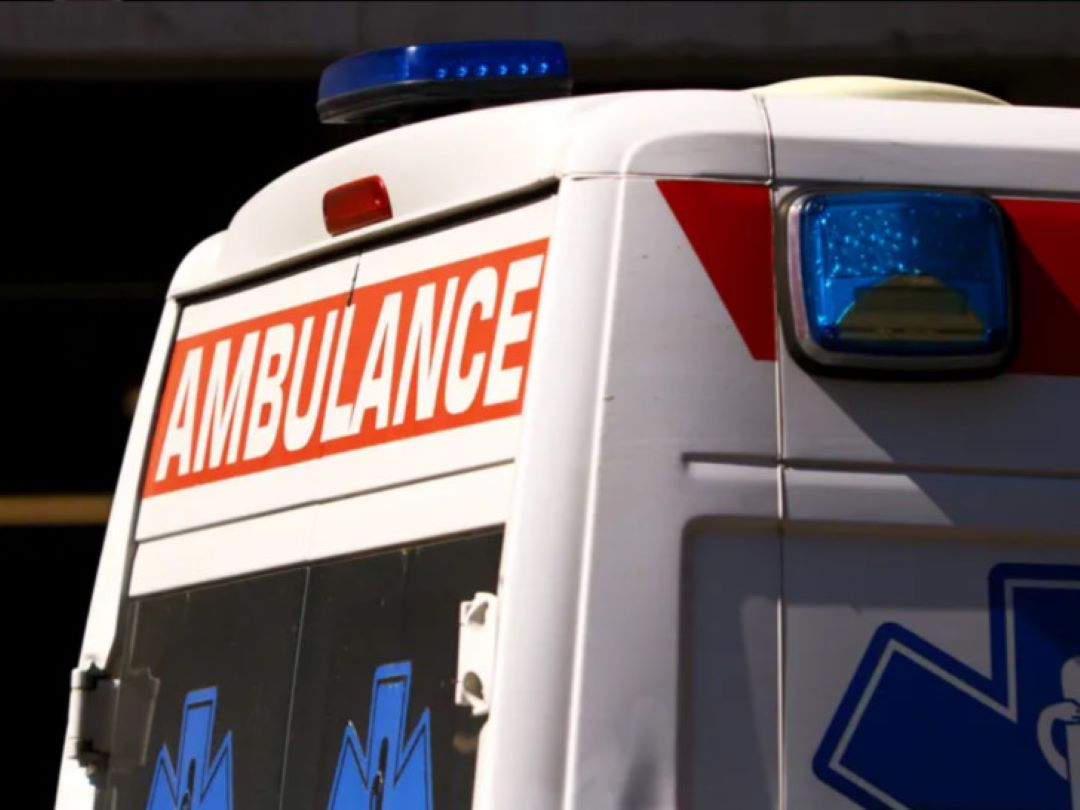 Pala konstrukcija sa tržnog centra u Novom Sadu, povrijeđena žena