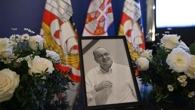 Posljednji oproštaj: Legende sporta na komemoraciji Dušku Vujoševiću