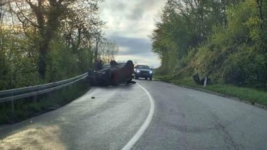 Udes na putu prema Manjači: Vozilo na krovu