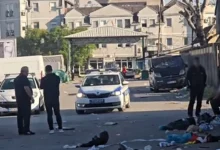 Dječak povrijeđen od bombe koju je pronašao u smeću