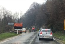 Obustavljen saobraćaj na više putnih pravaca u BiH