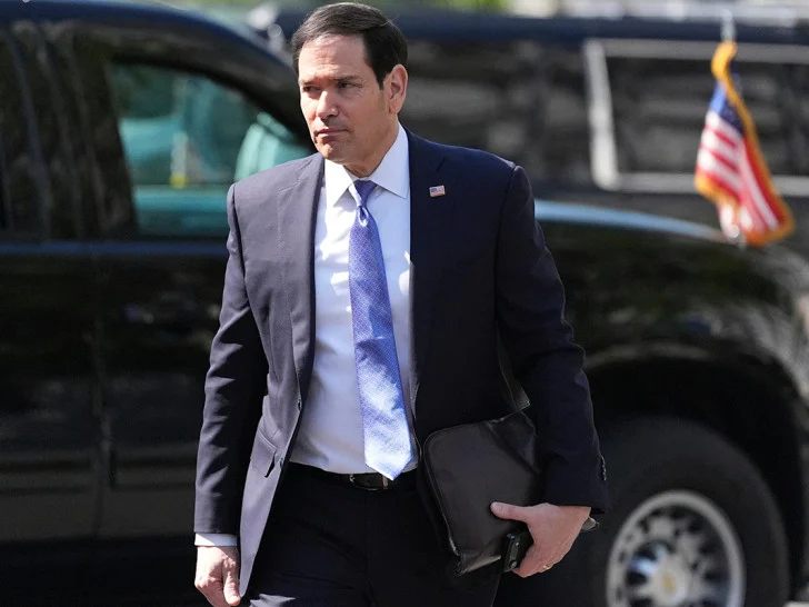 Rubio: Iranski fudbaleri mogu da uđu u SAD, ali...