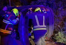 Udes u Banjaluci, vatrogasci izvlačili vozača iz škode