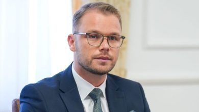 Draško Stanivuković poklanja stan djeci nastradalih sveštenika i popadije