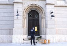 Vandalizam u Zagrebu: Bacali stolice na pravoslavnu crkvu, uhapšen muškarac