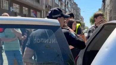 Incident u Beogradu: Oboren muškarac tokom blokade raskrsnice, uhapšen vozač