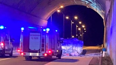 Policija o udesu kod Prnjavora: Poginuo vozač pežoa