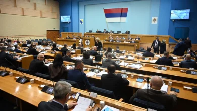 Narodna skupština RS: Poslanici traže zatvaranje OHR-a