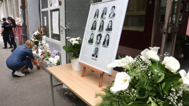 Tri godine od tragedije u „Ribnikaru“: Porodice i građani odaju počast žrtvama