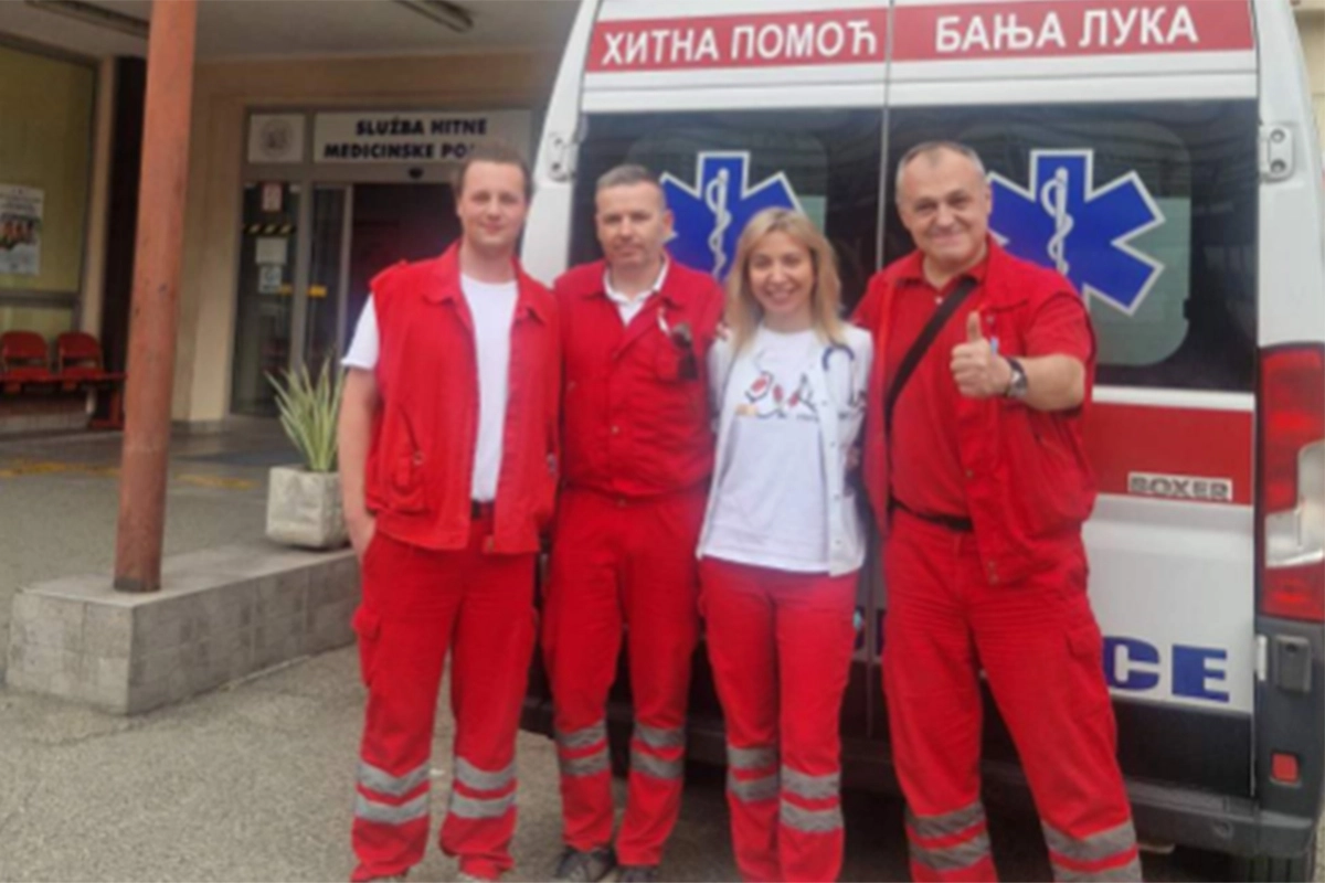 Tim Hitne pomoći Banjaluka porodio ženu u kući