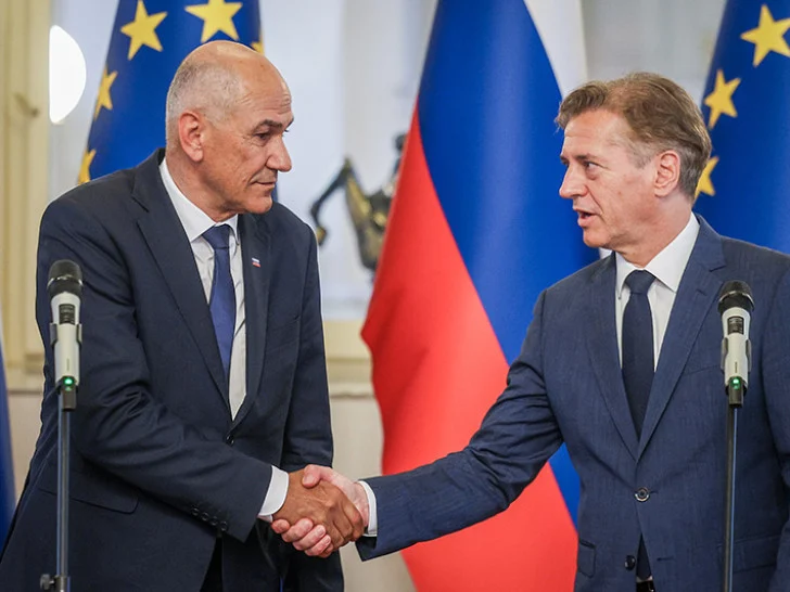 Janša preuzeo dužnost od Goloba