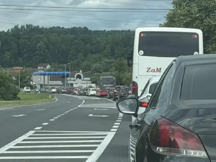 Kolaps na izlazu iz Banjaluke: Kilometarska kolona nakon udesa u Ramićima