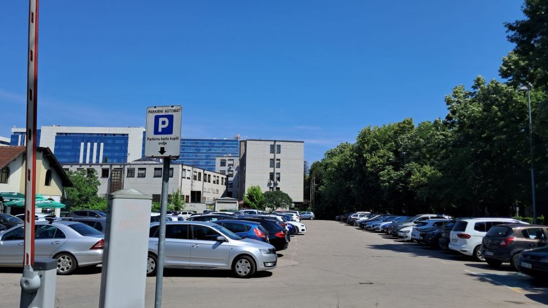 Stanivuković htio dati parking kod Medicinske elektronike za livadu kraj Vrbasa