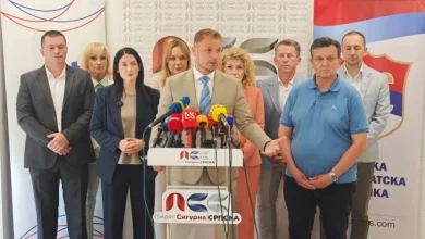 Stanivuković nakon sastanka: Na Trgu Krajine od ponedjeljka brojčanik o zaduženjima