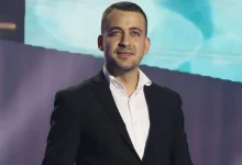 Banjalučanin u polufinalu "Zvezda Granda": Maestralno izveo "Lejlu"