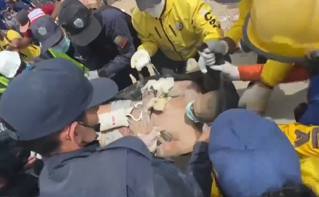 Čudo u Venecueli: Otac i sin spaseni četiri dana nakon zemljotresa