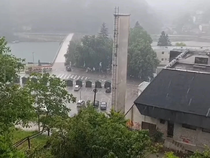 Višegrad pogodilo jako nevrijeme: Ulice pod vodom, odroni na putu