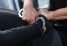 Trebinjac optužen da je pretukao djevojku: Davio je i udarao pesnicama