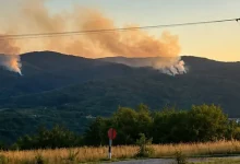 Drama kod Drvara: Požar treći dan prijeti kućama, helikopter OS BiH nije odobren